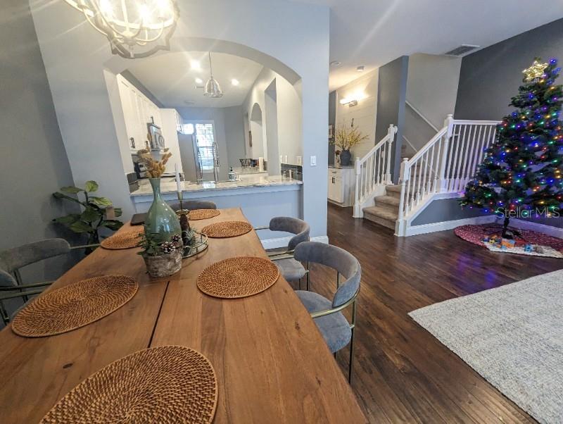 HUNTINGTON RIDGE TWNHMS - Residential Lease