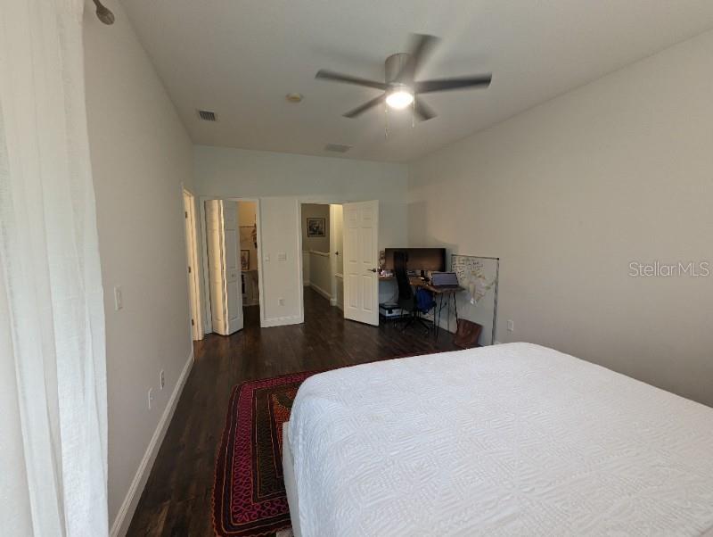 HUNTINGTON RIDGE TWNHMS - Residential Lease