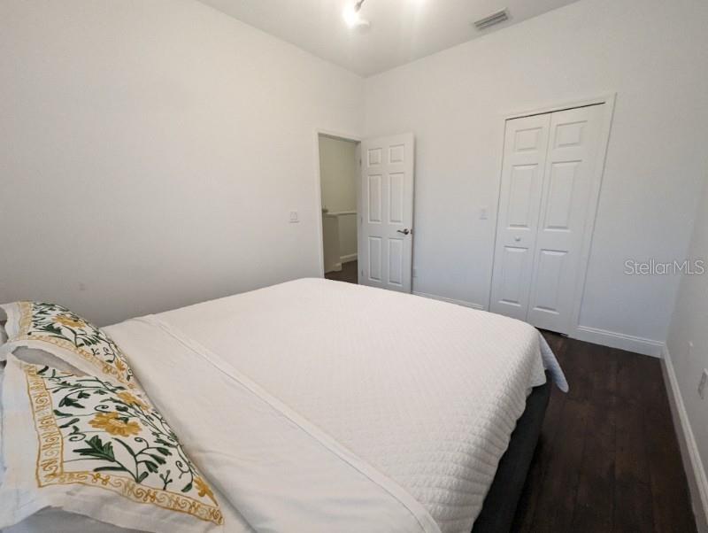 HUNTINGTON RIDGE TWNHMS - Residential Lease