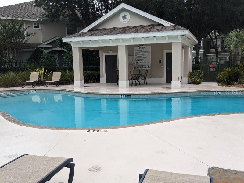 HUNTINGTON RIDGE TWNHMS - Residential Lease