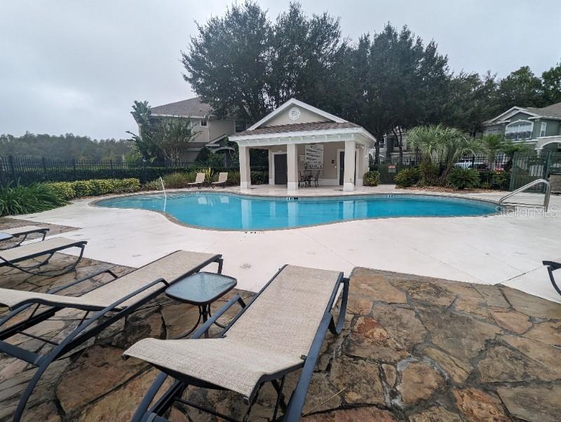 HUNTINGTON RIDGE TWNHMS - Residential Lease