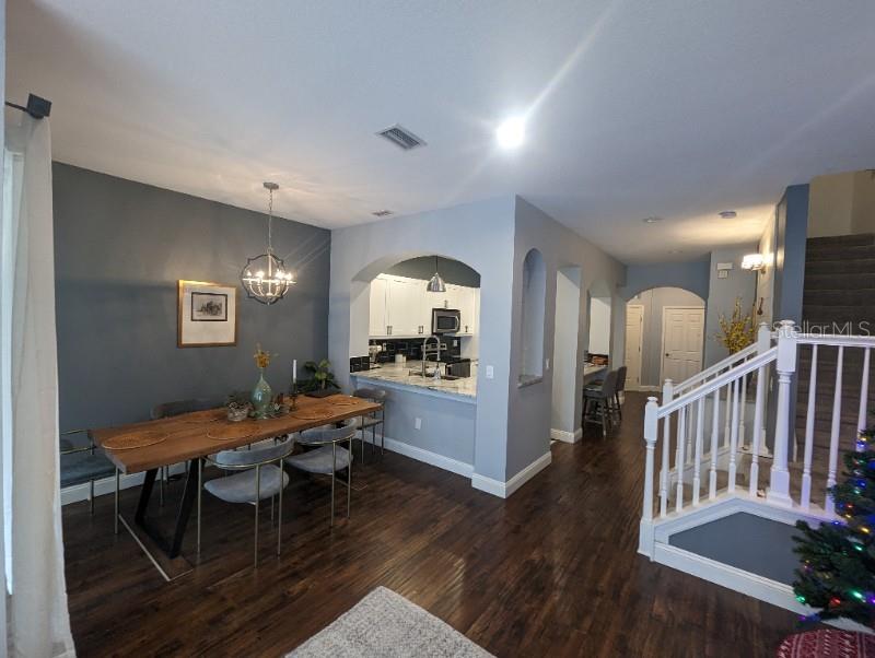 HUNTINGTON RIDGE TWNHMS - Residential Lease