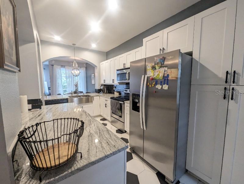 HUNTINGTON RIDGE TWNHMS - Residential Lease