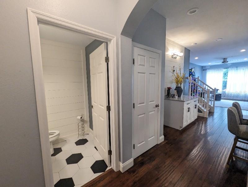 HUNTINGTON RIDGE TWNHMS - Residential Lease