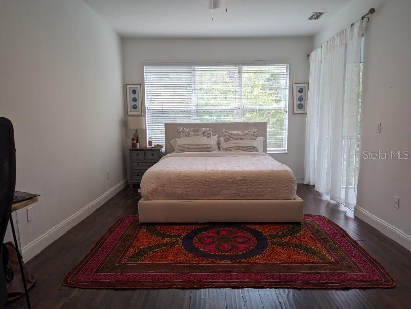 HUNTINGTON RIDGE TWNHMS - Residential Lease