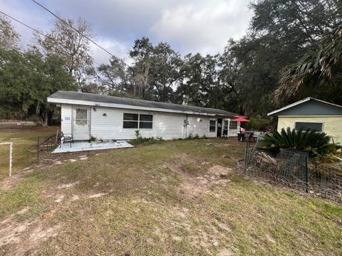 A home in SUMMERFIELD