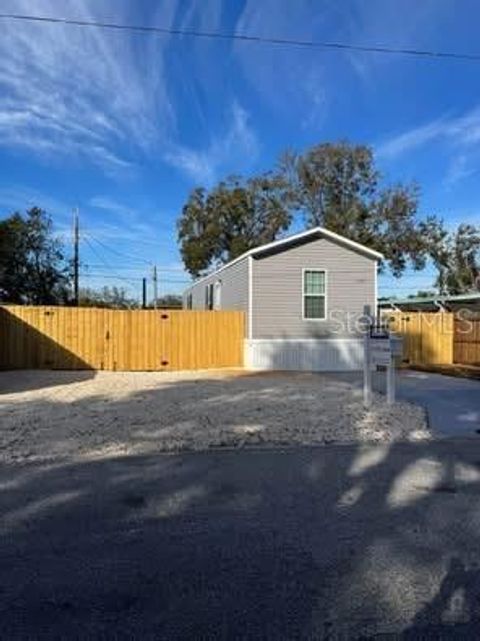 1925 PATRIOT LANE HOLIDAY FL 34690