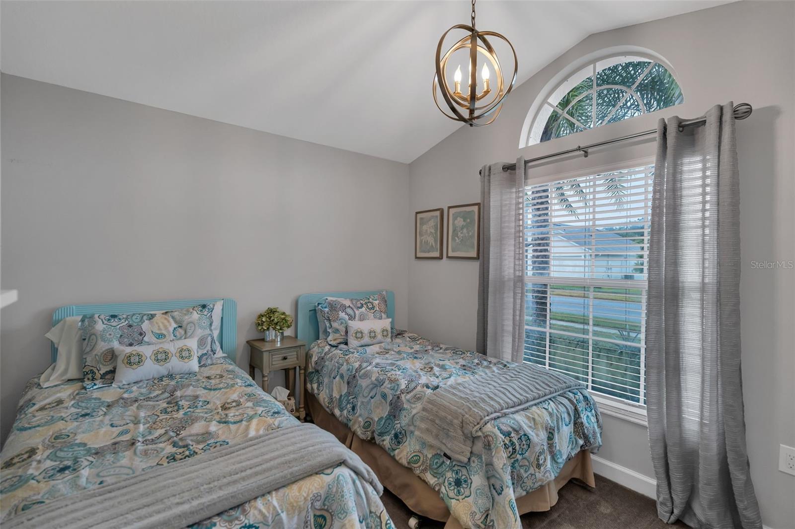 ROLLING HILLS ESTATES - Residential