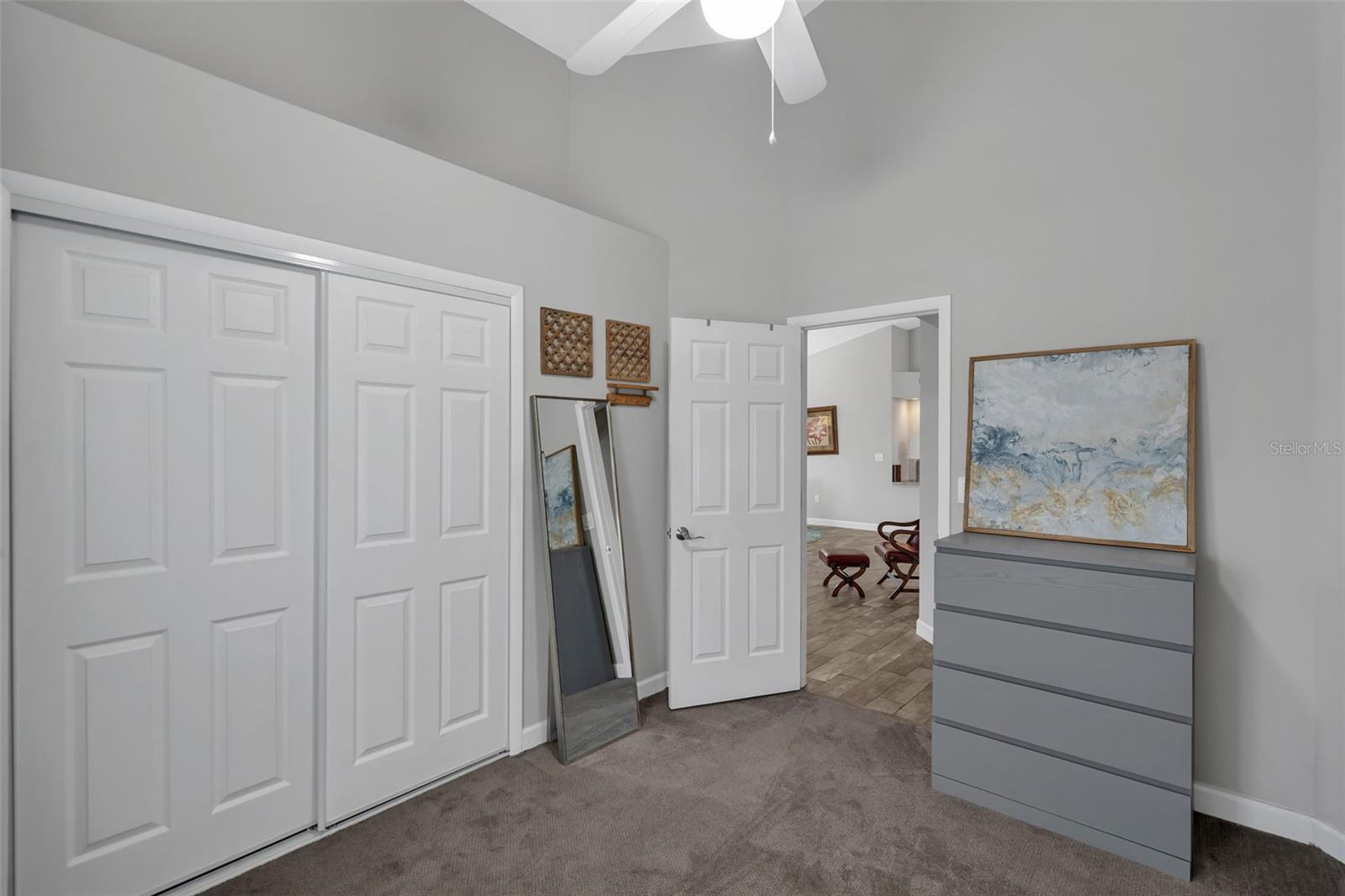 ROLLING HILLS ESTATES - Residential