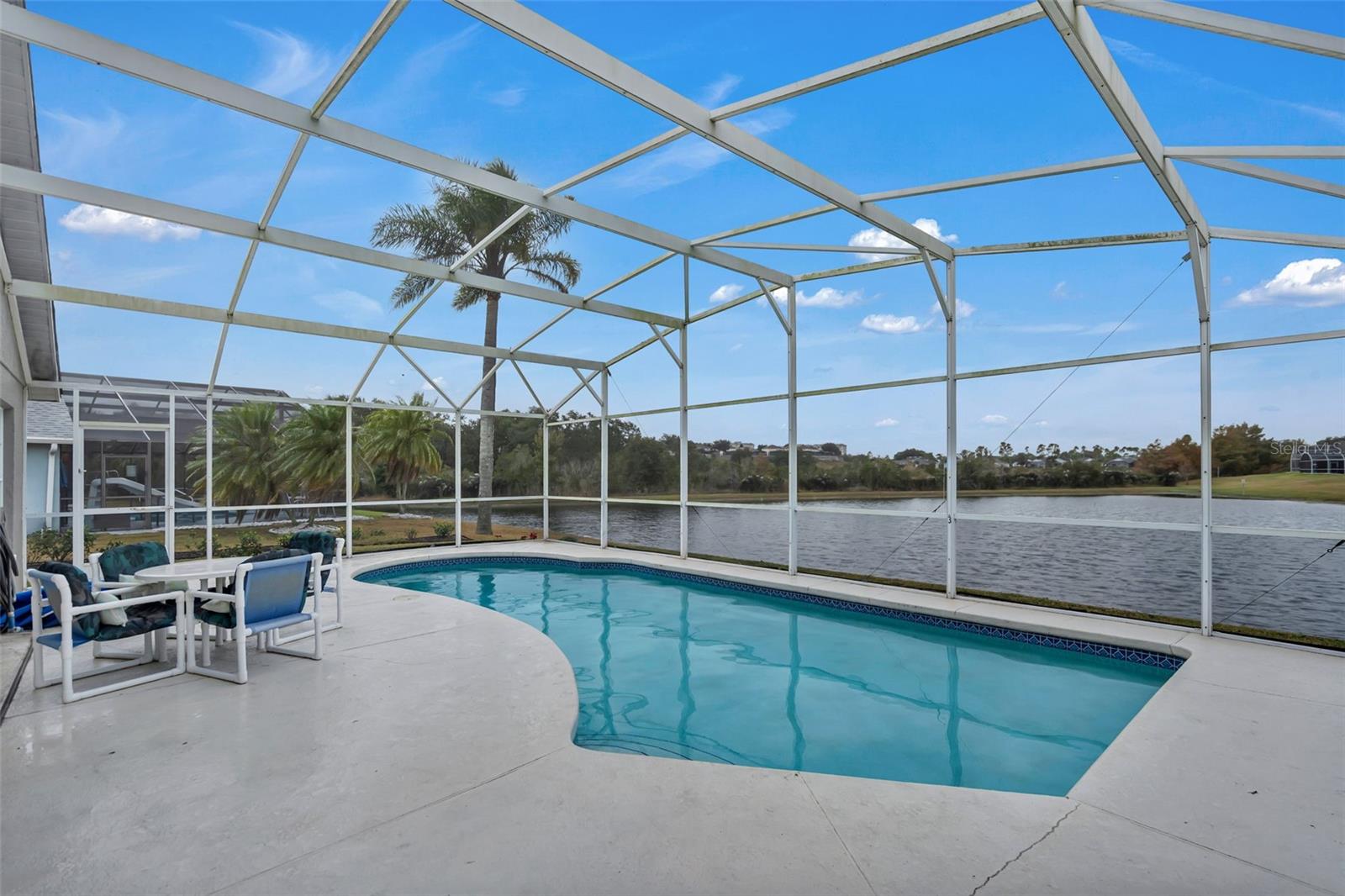 ROLLING HILLS ESTATES - Residential