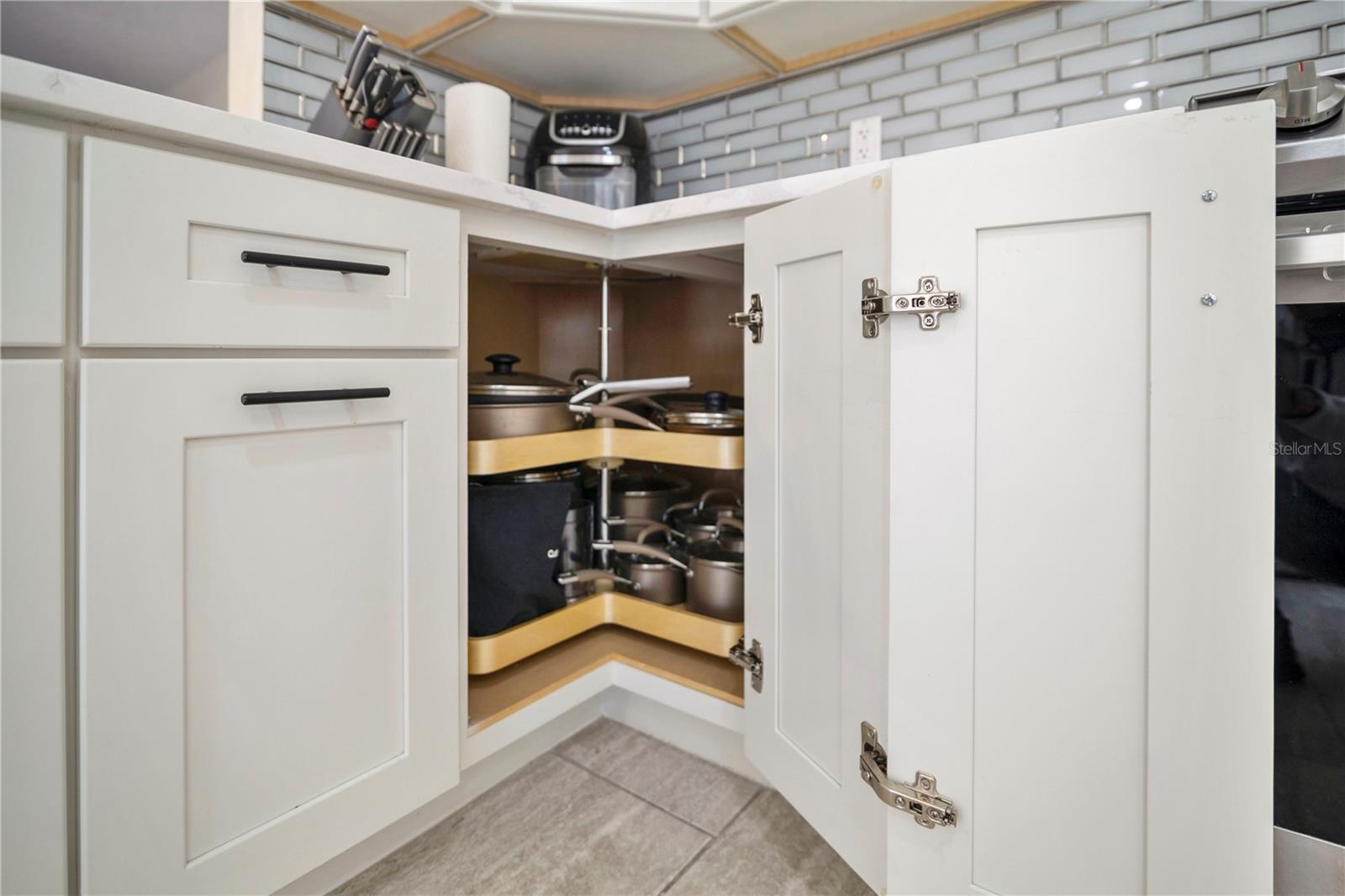 2823 BOULDER FALLS COURT