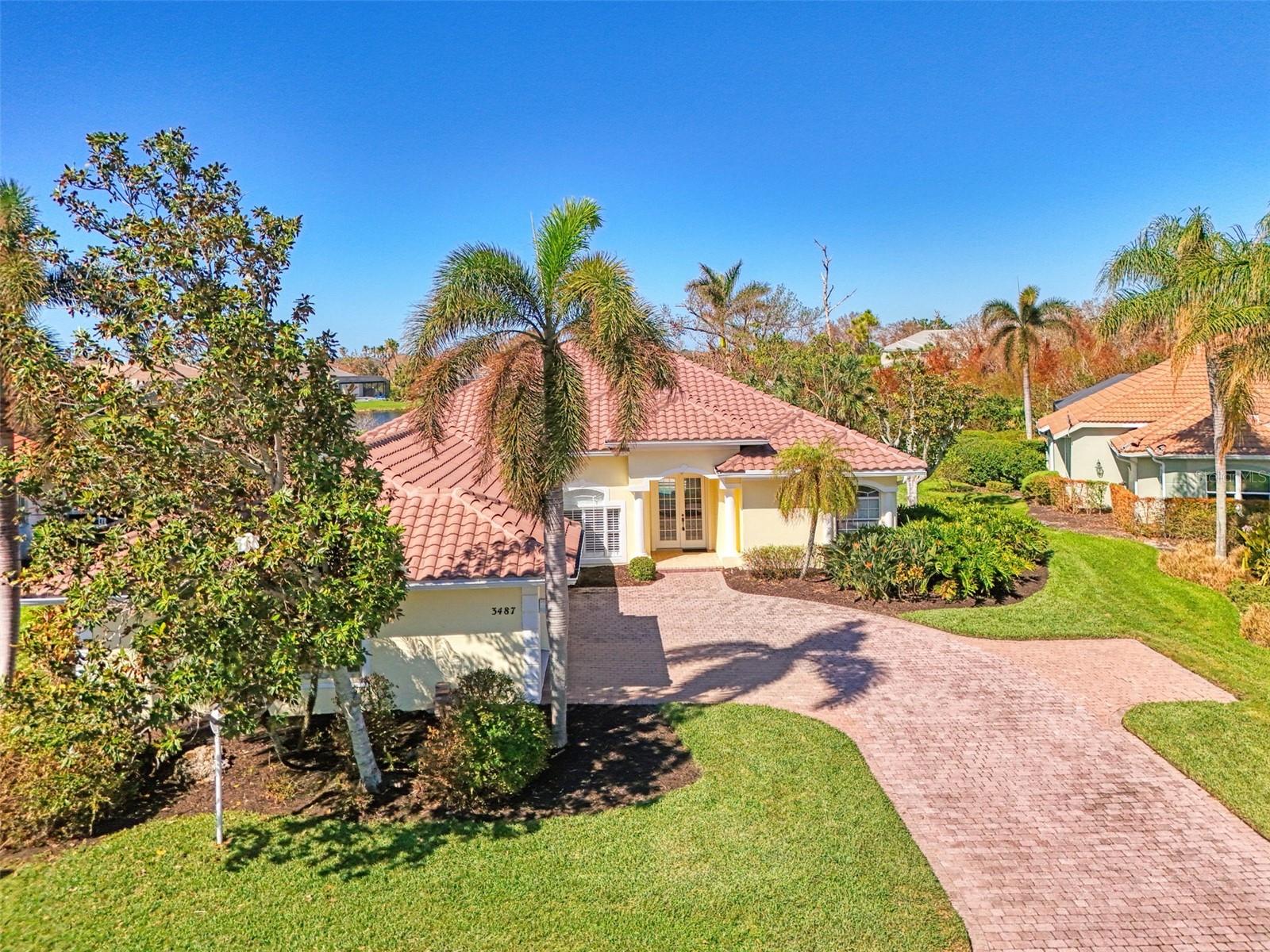 RIVERWOOD - Residential