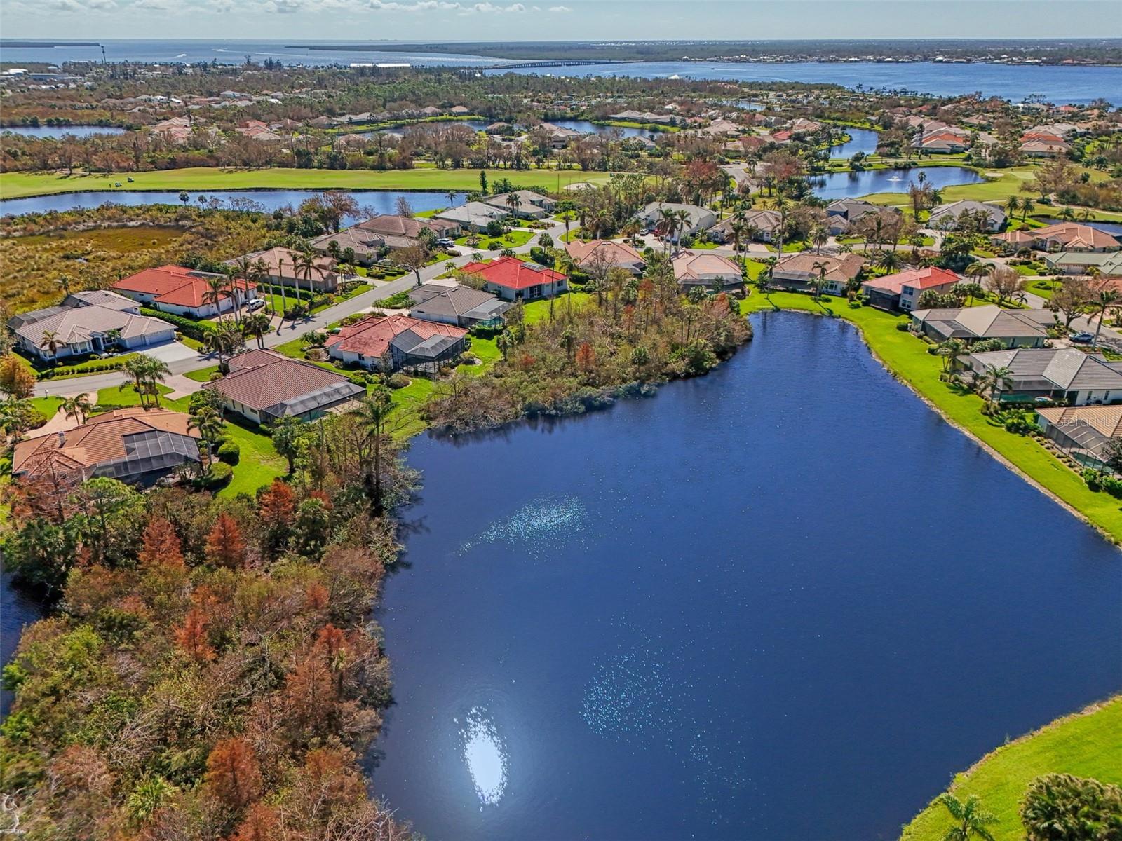 RIVERWOOD - Residential