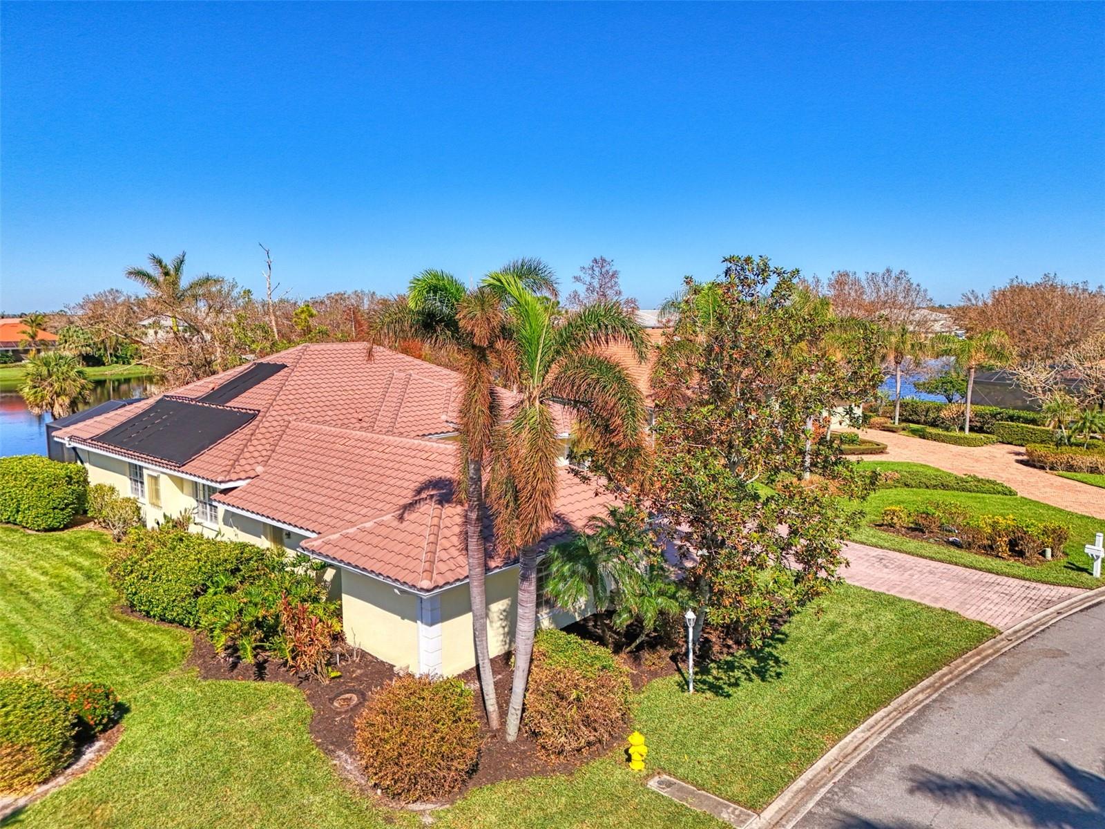 RIVERWOOD - Residential