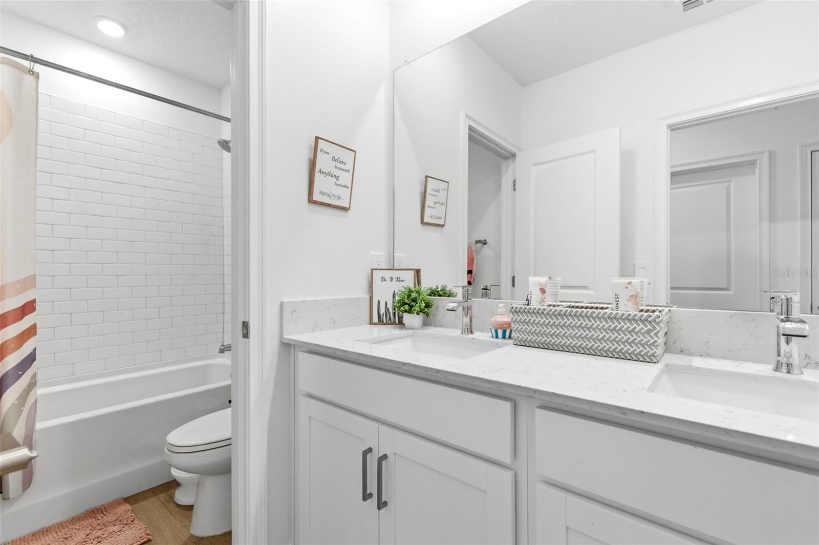 STONEGATE PRESERVE IA - Residential