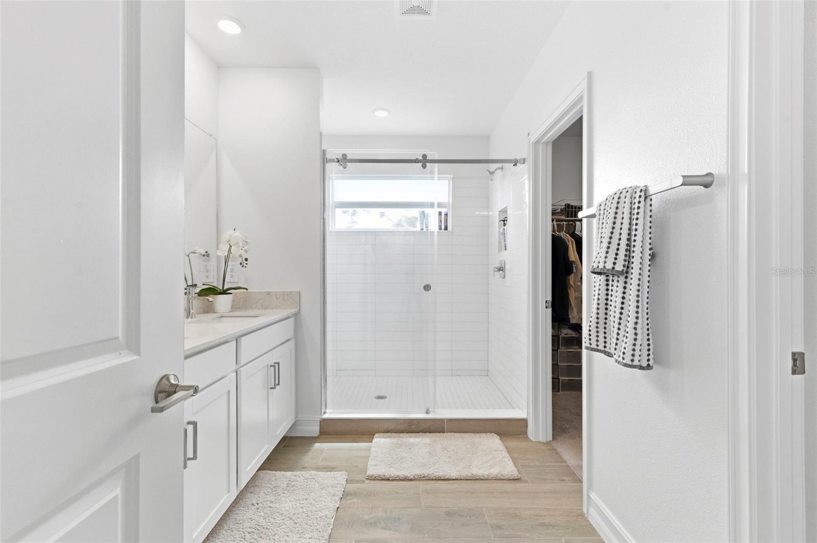 STONEGATE PRESERVE IA - Residential