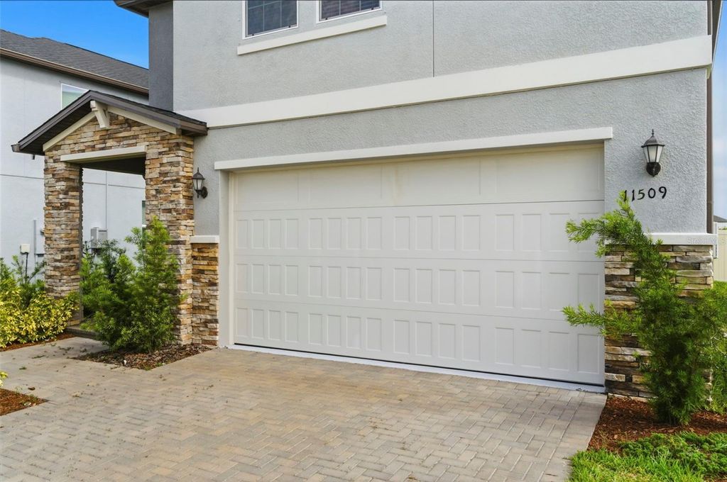 Photo of 11509 72nd Place E, Palmetto, FL 34221 (MLS # TB8495703)