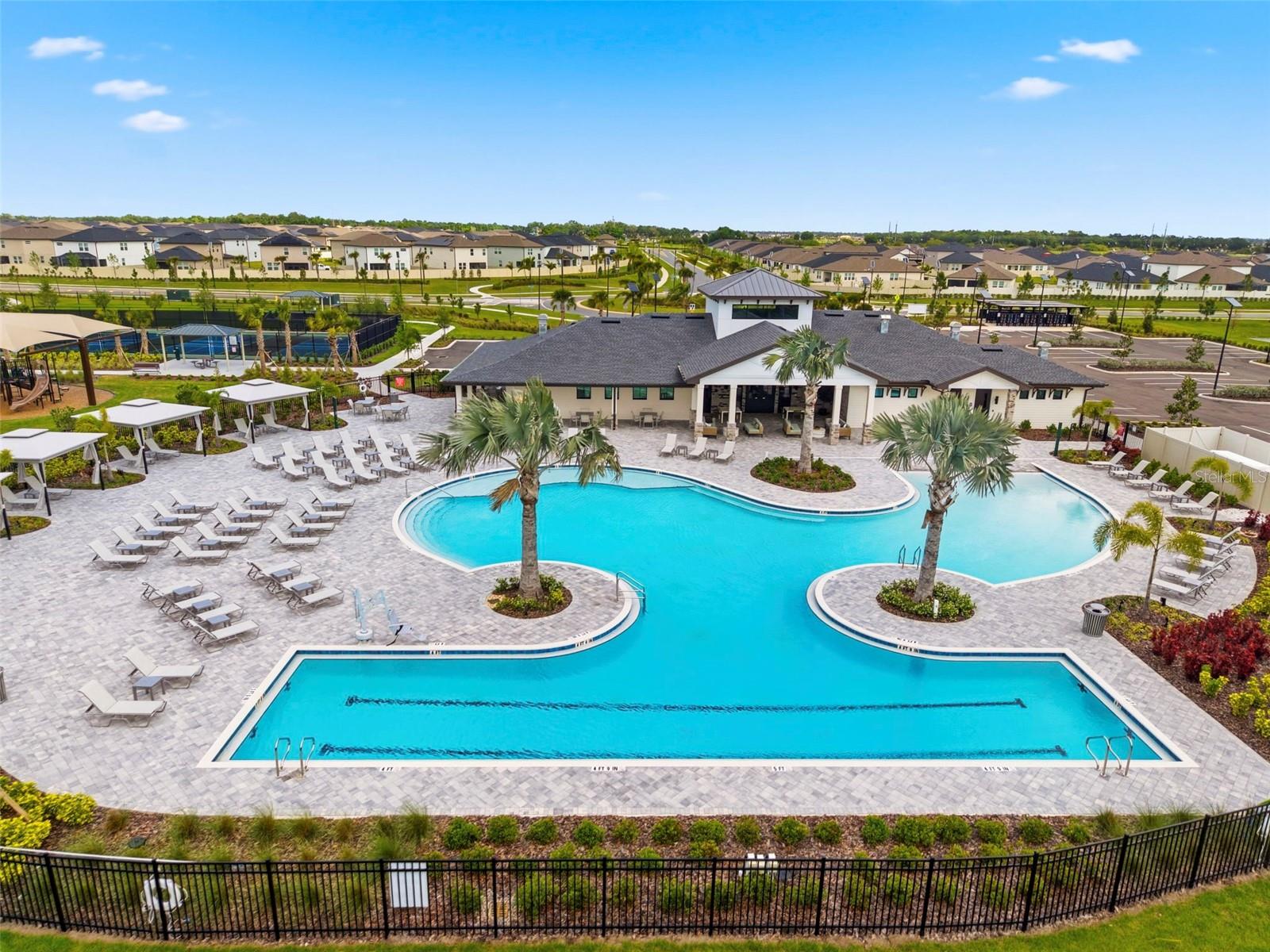 STONEGATE PRESERVE IA - Residential