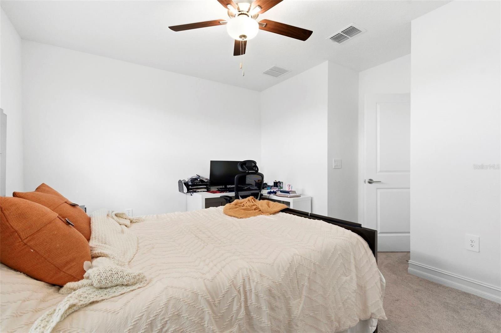 STONEGATE PRESERVE IA - Residential