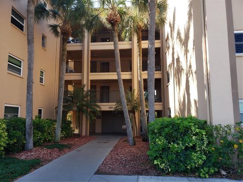 2525 W BAY DRIVE A11 BELLEAIR BLUFFS FL 33770