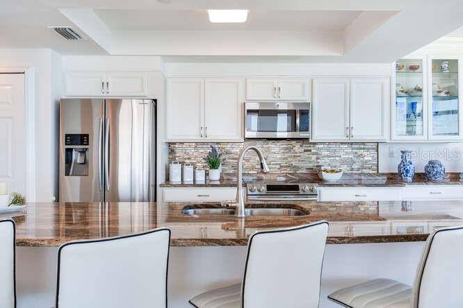 ULTIMAR ONE CONDO - Residential