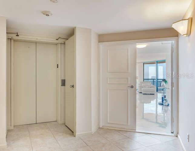 ULTIMAR ONE CONDO - Residential