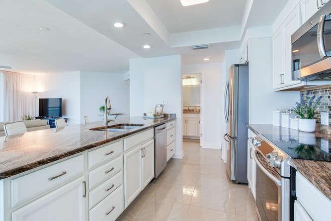 ULTIMAR ONE CONDO - Residential