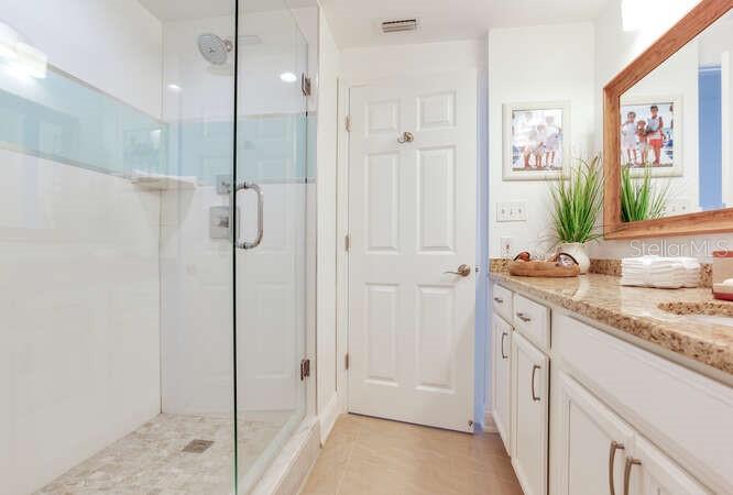 ULTIMAR ONE CONDO - Residential