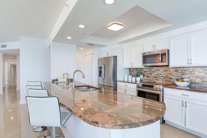 ULTIMAR ONE CONDO - Residential