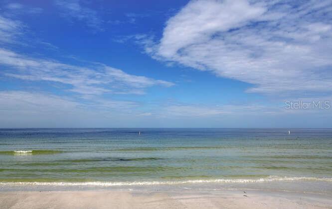 ULTIMAR ONE CONDO - Residential