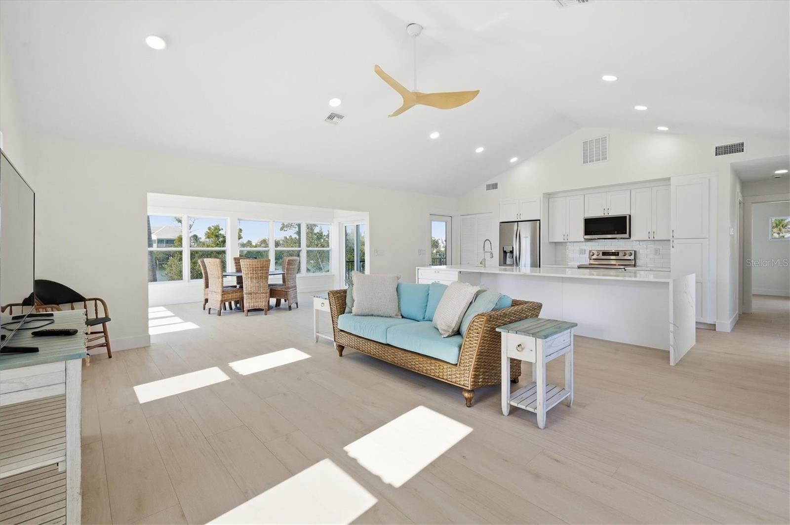 COLONY DON PEDRO PH 04 - Residential