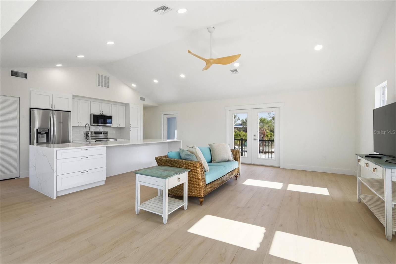 COLONY DON PEDRO PH 04 - Residential