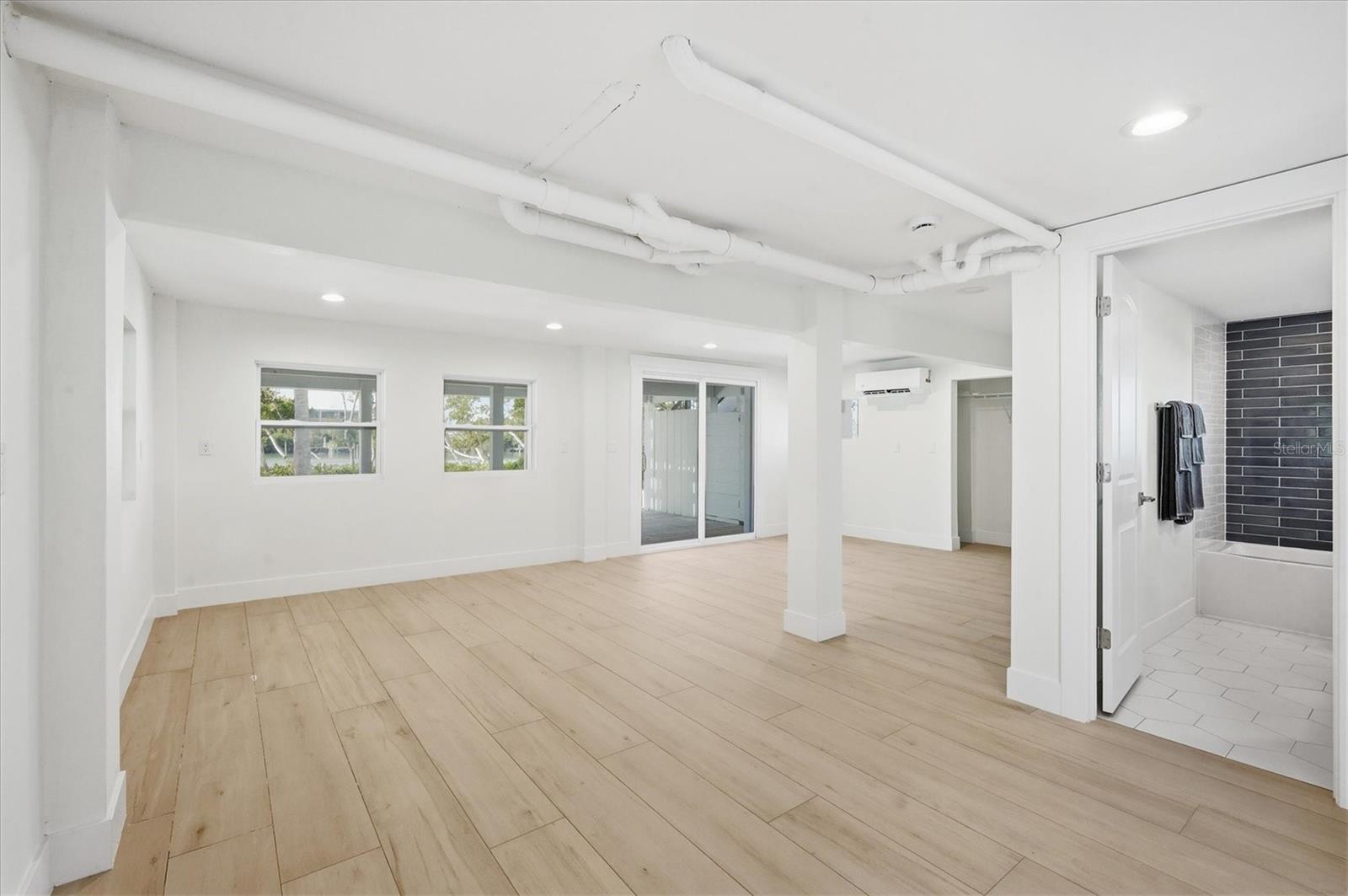 COLONY DON PEDRO PH 04 - Residential