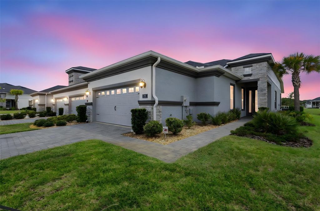 Photo of 131 Longridge Lane, Ormond Beach, FL 32174 (MLS # V4944461)