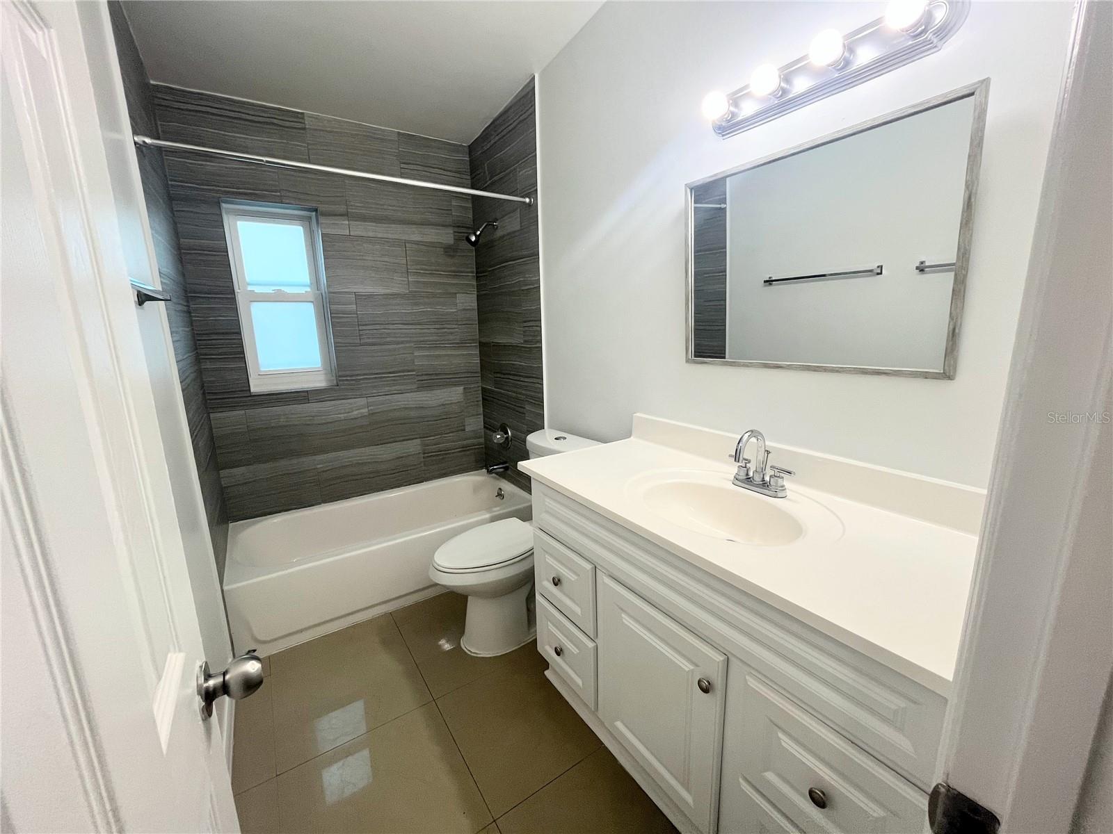 5910 INDIAN HILL ROAD