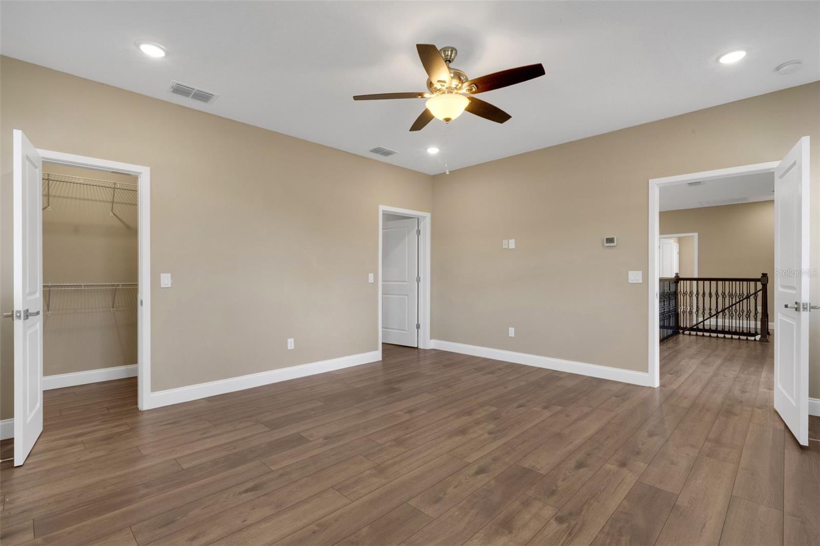 HERITAGE WOODS - Residential