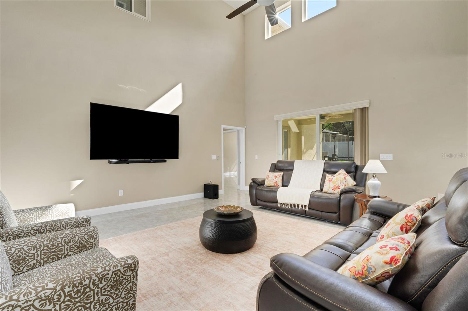 HERITAGE WOODS - Residential