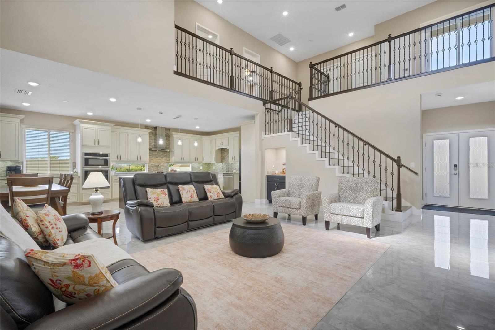 HERITAGE WOODS - Residential