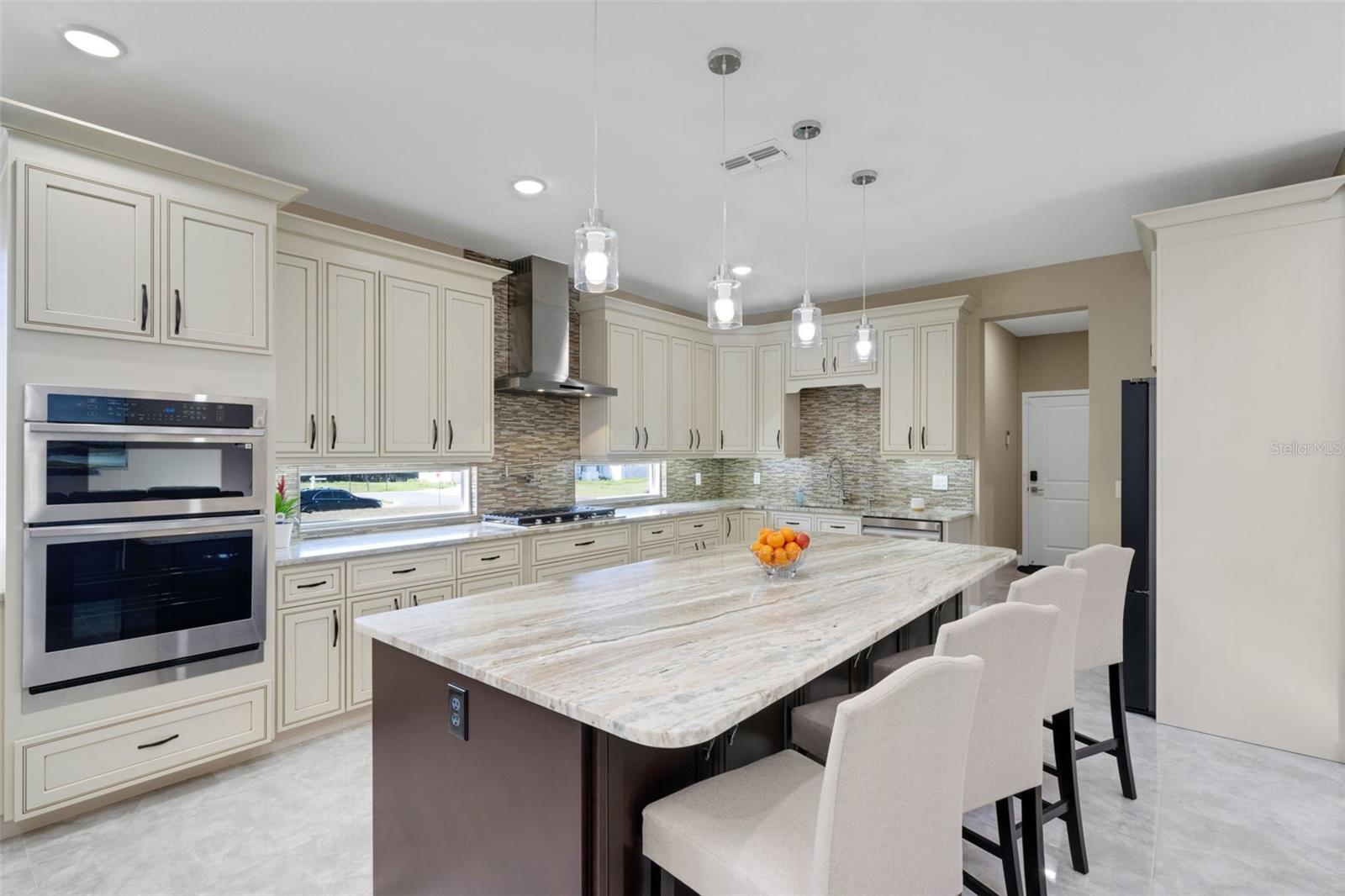 HERITAGE WOODS - Residential