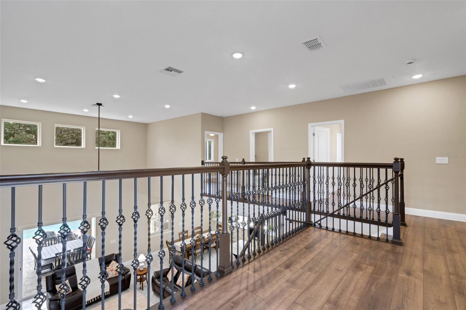 HERITAGE WOODS - Residential