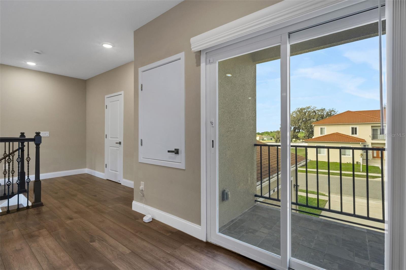 HERITAGE WOODS - Residential