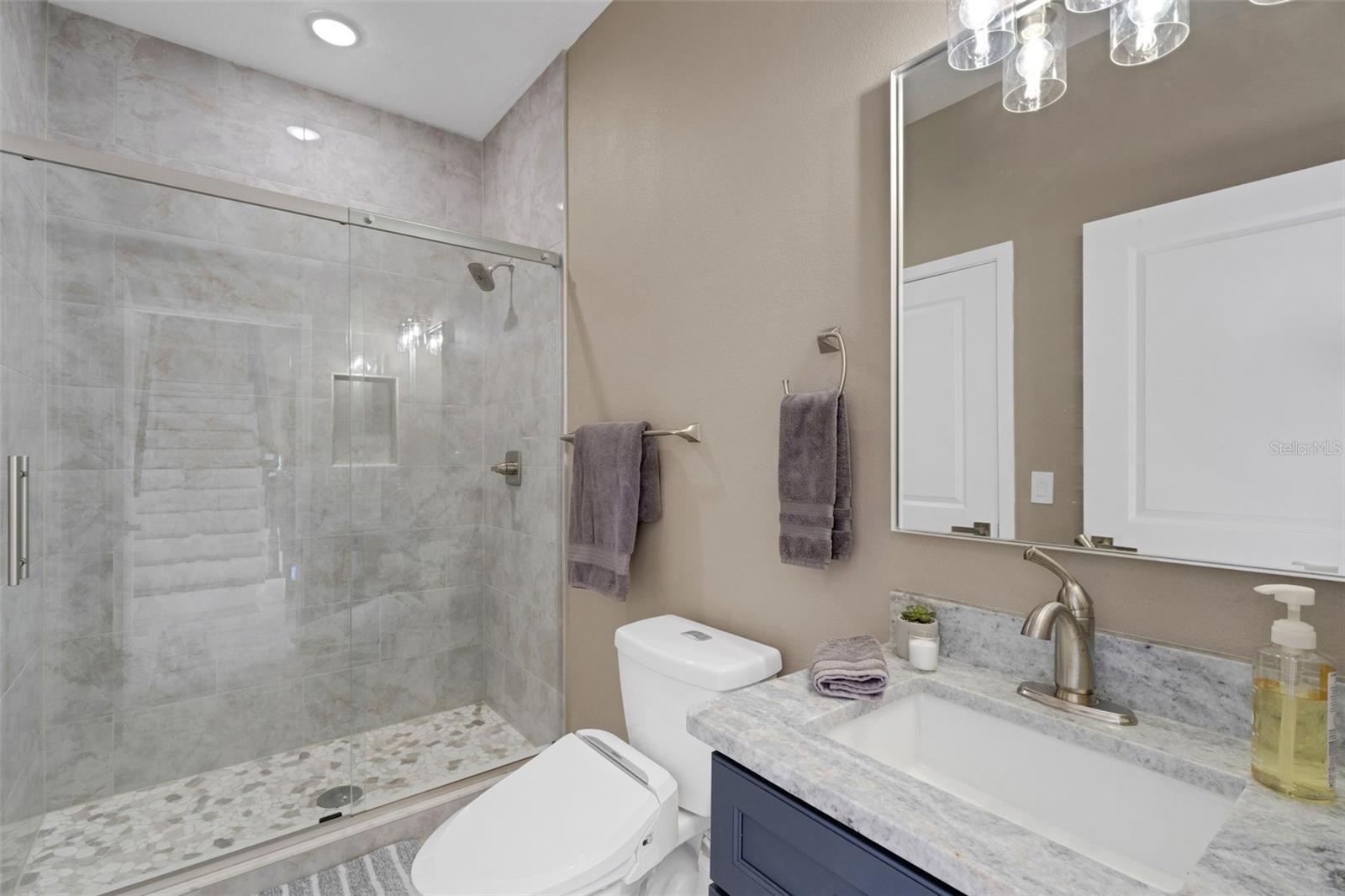 HERITAGE WOODS - Residential