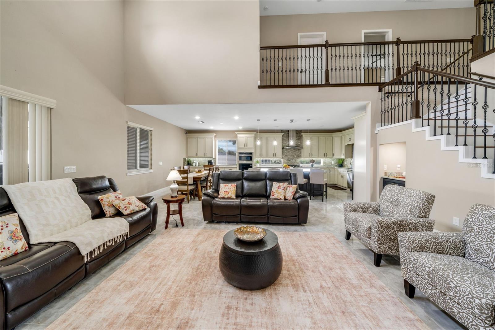 HERITAGE WOODS - Residential