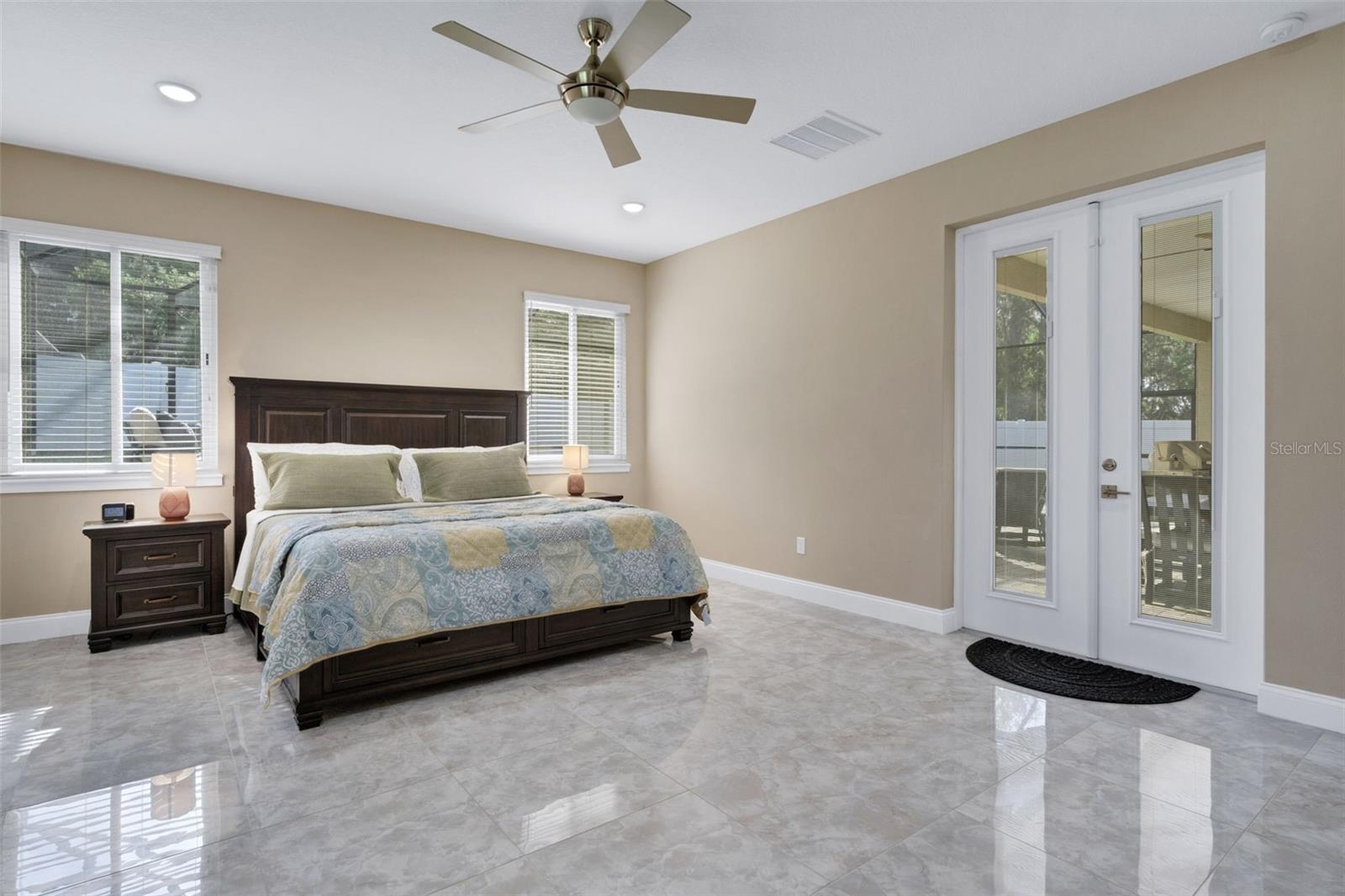 HERITAGE WOODS - Residential