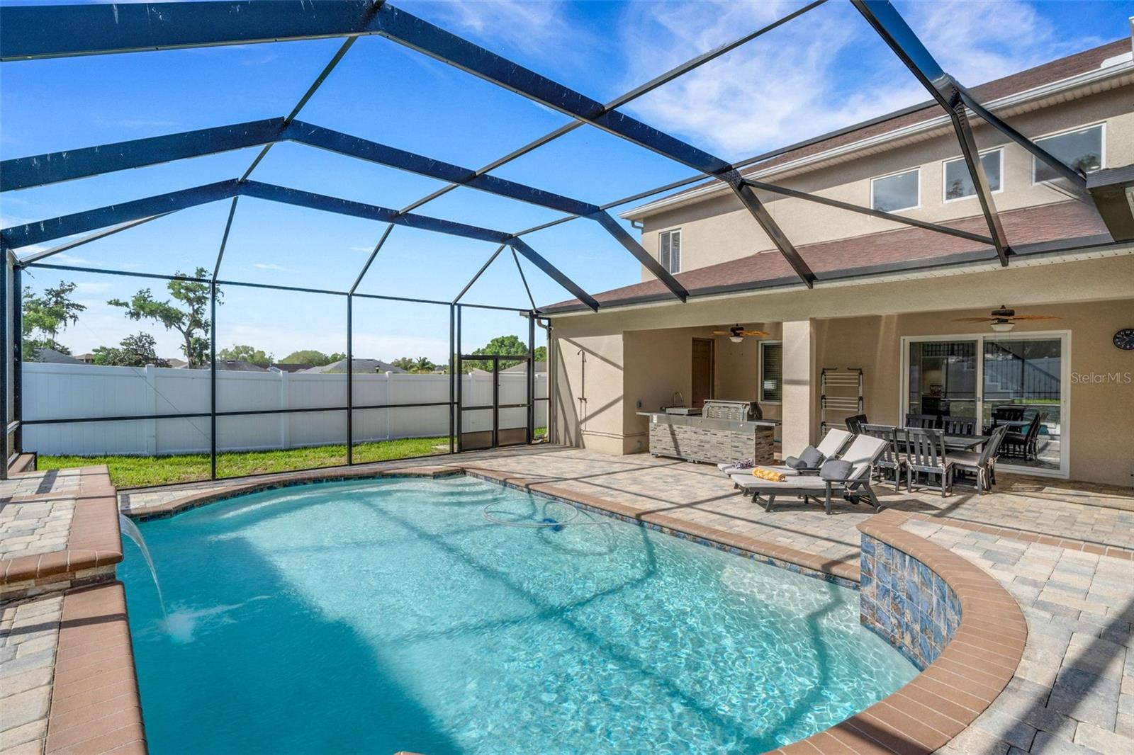 HERITAGE WOODS - Residential