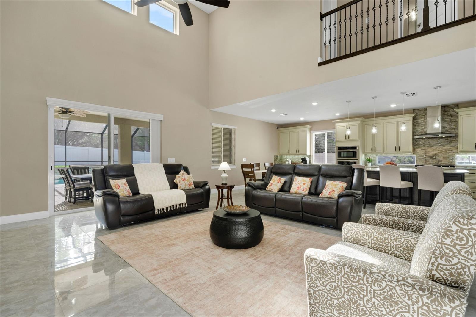 HERITAGE WOODS - Residential