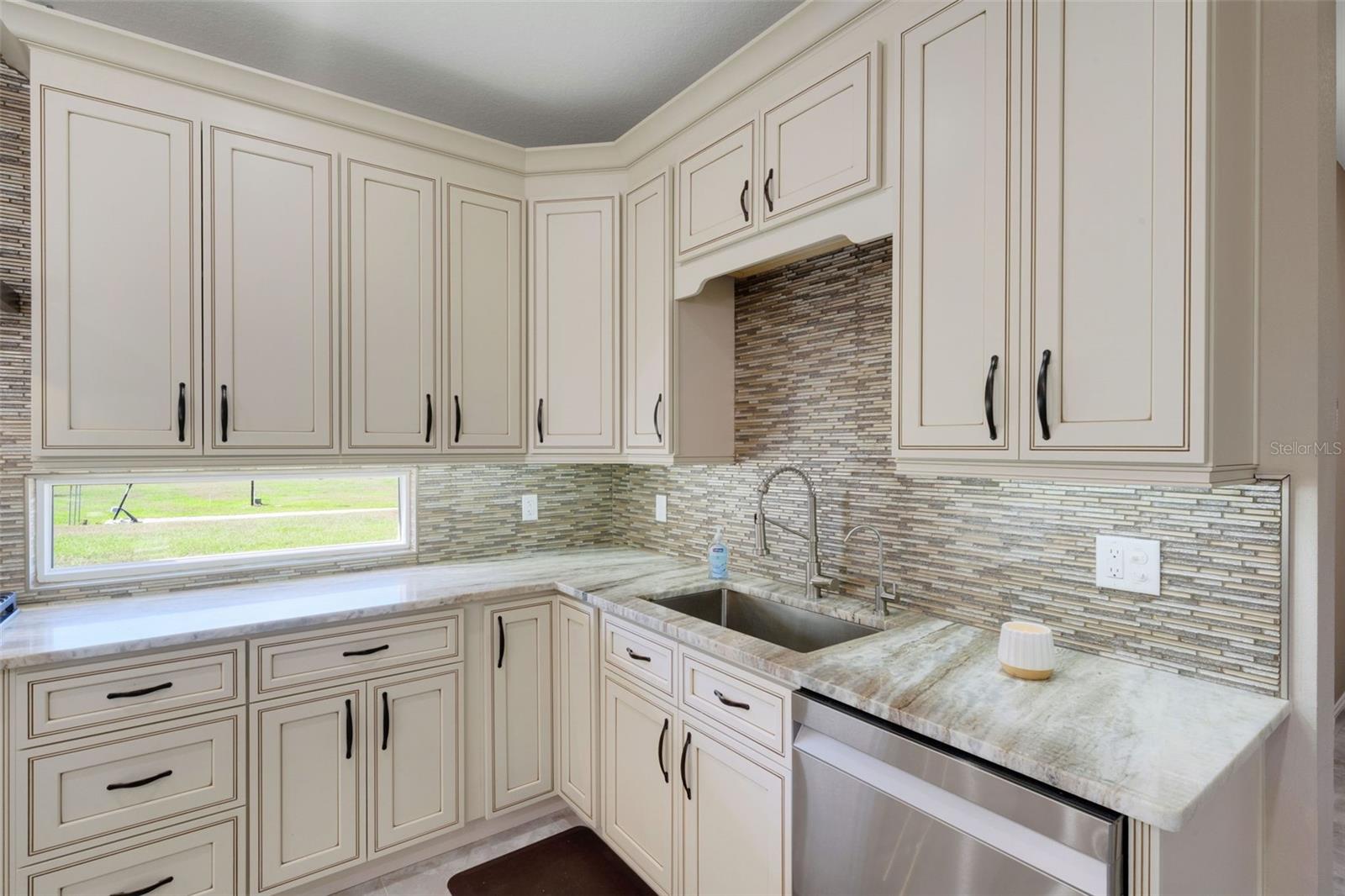 HERITAGE WOODS - Residential