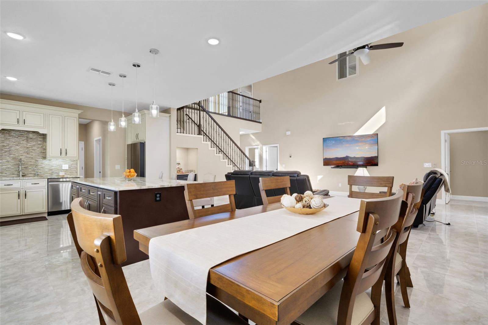 HERITAGE WOODS - Residential