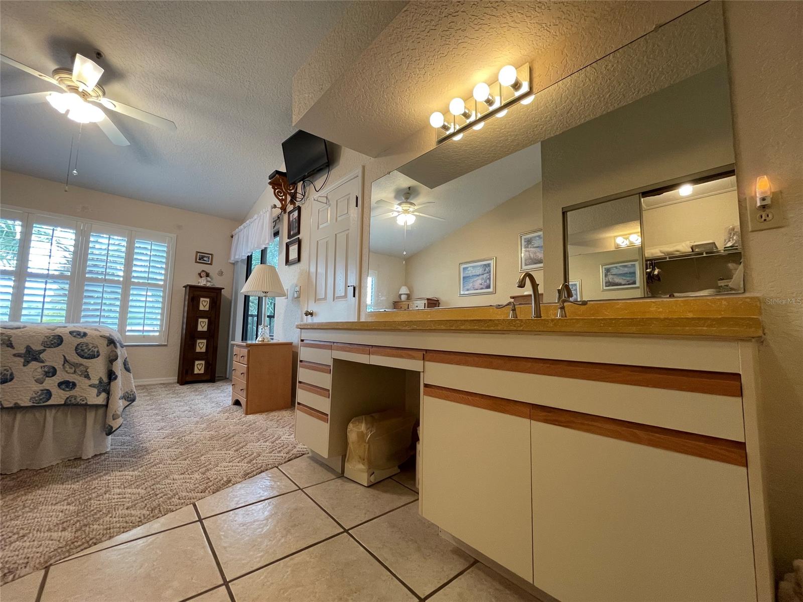 Bouchelle Island Condo - Residential