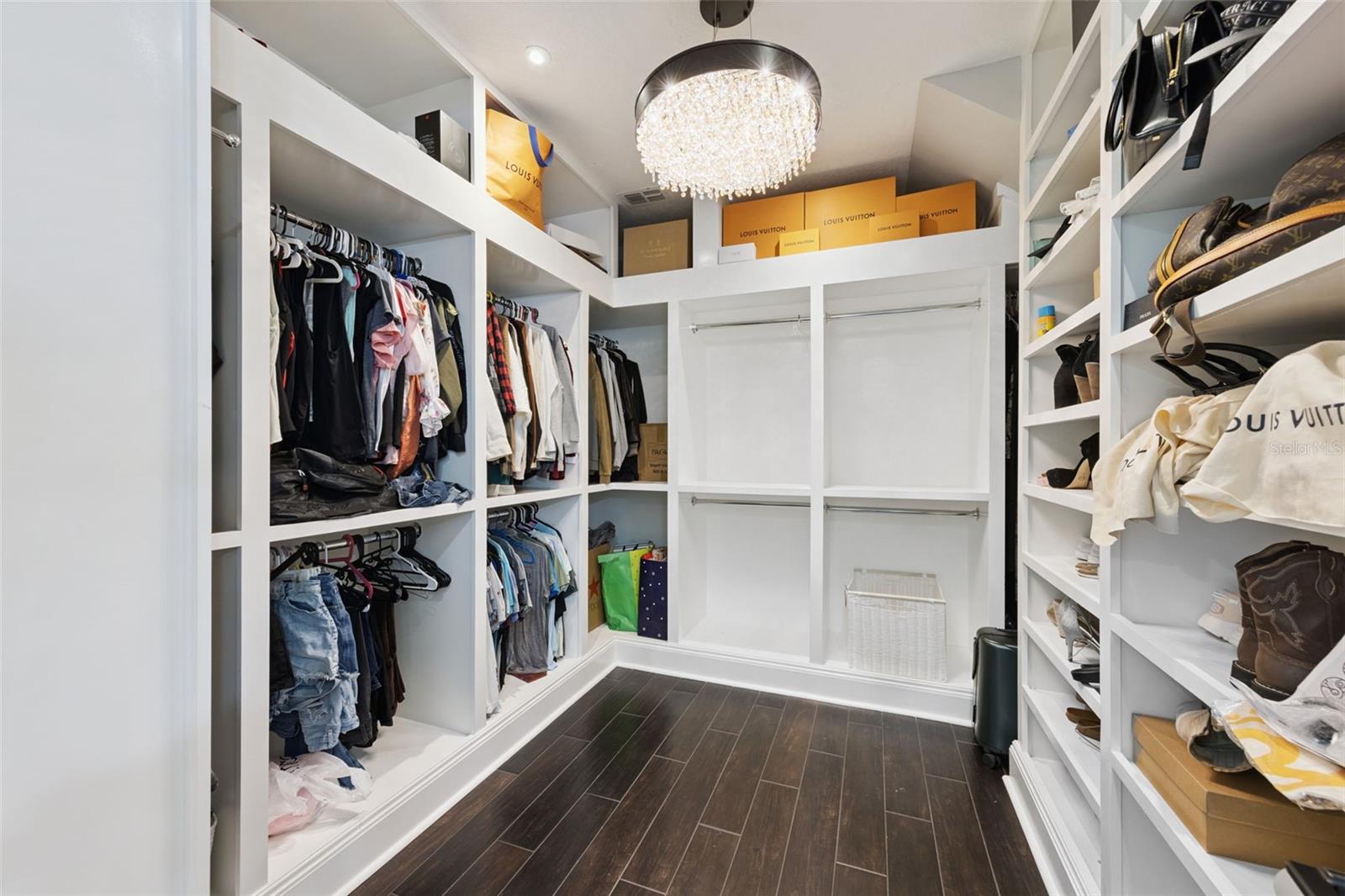 RANDAL PARK PH 1B - Residential